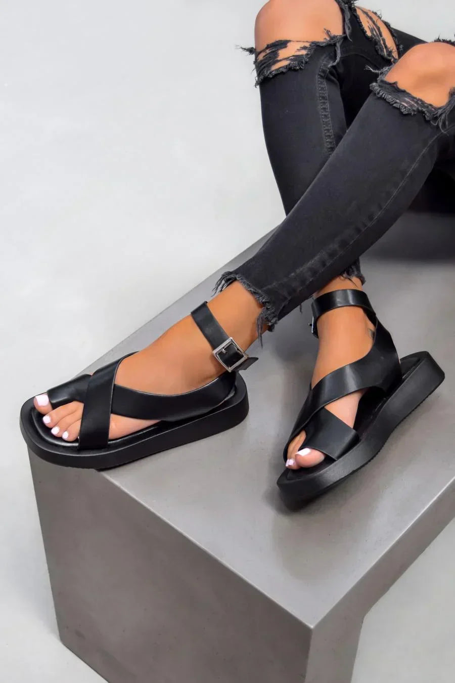 Alba | Sandalias Elegantes y Cómodas Petra