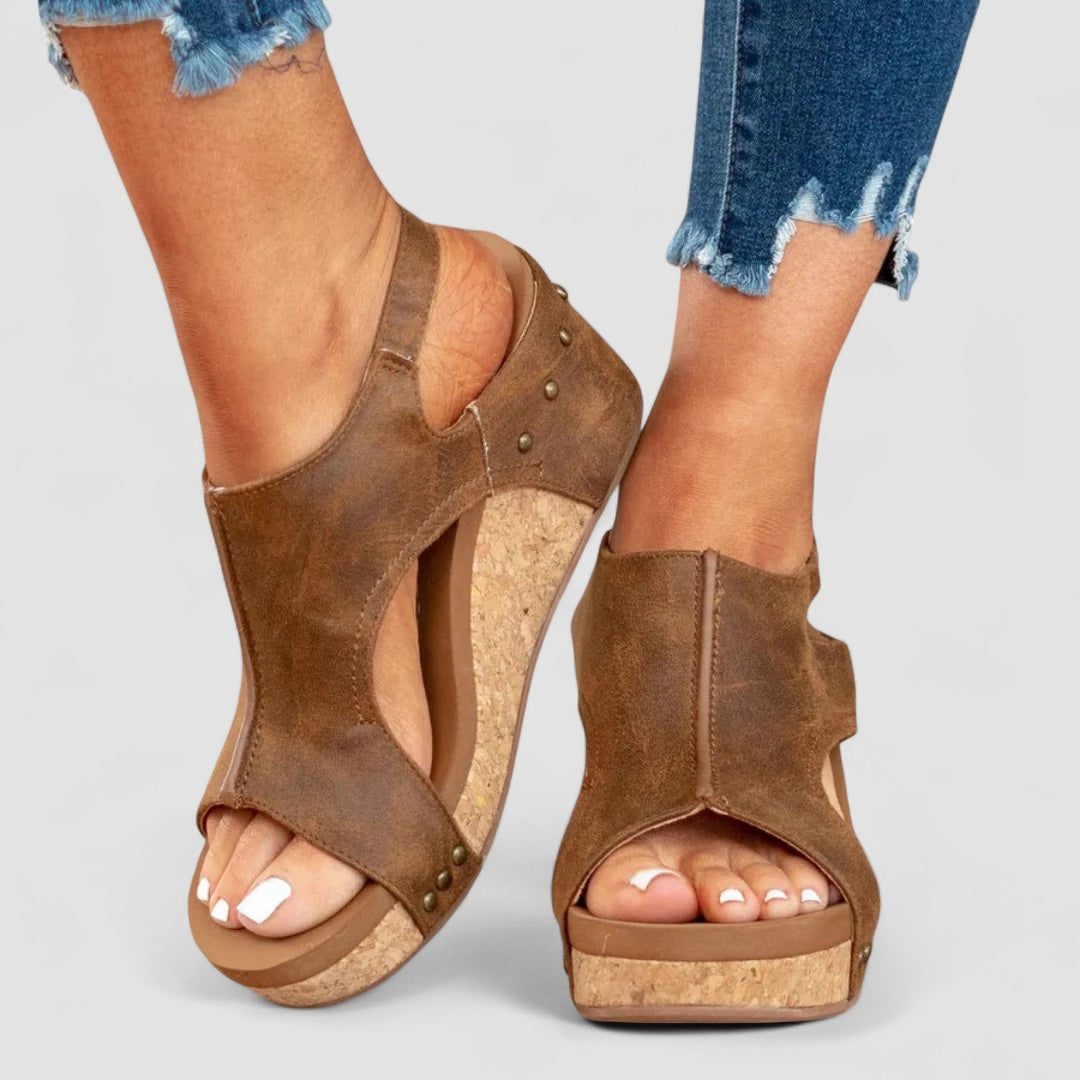 Sara | Sandalias Elegantes y Cómodas Petra