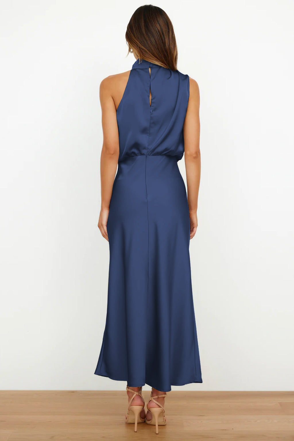 Lydia | Vestido Largo con Cuello Halter