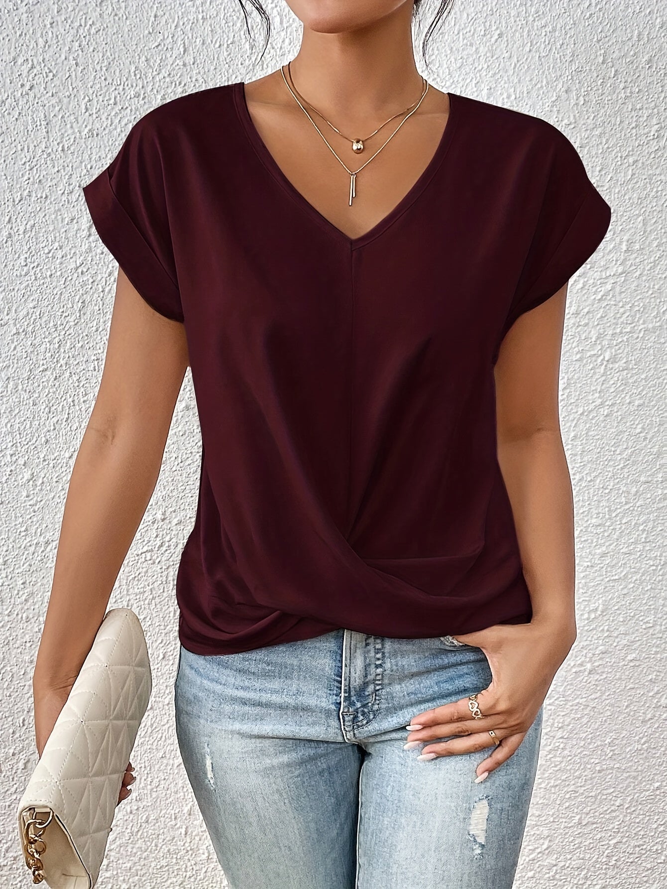 Cleo™ | Camiseta casual con escote corazón