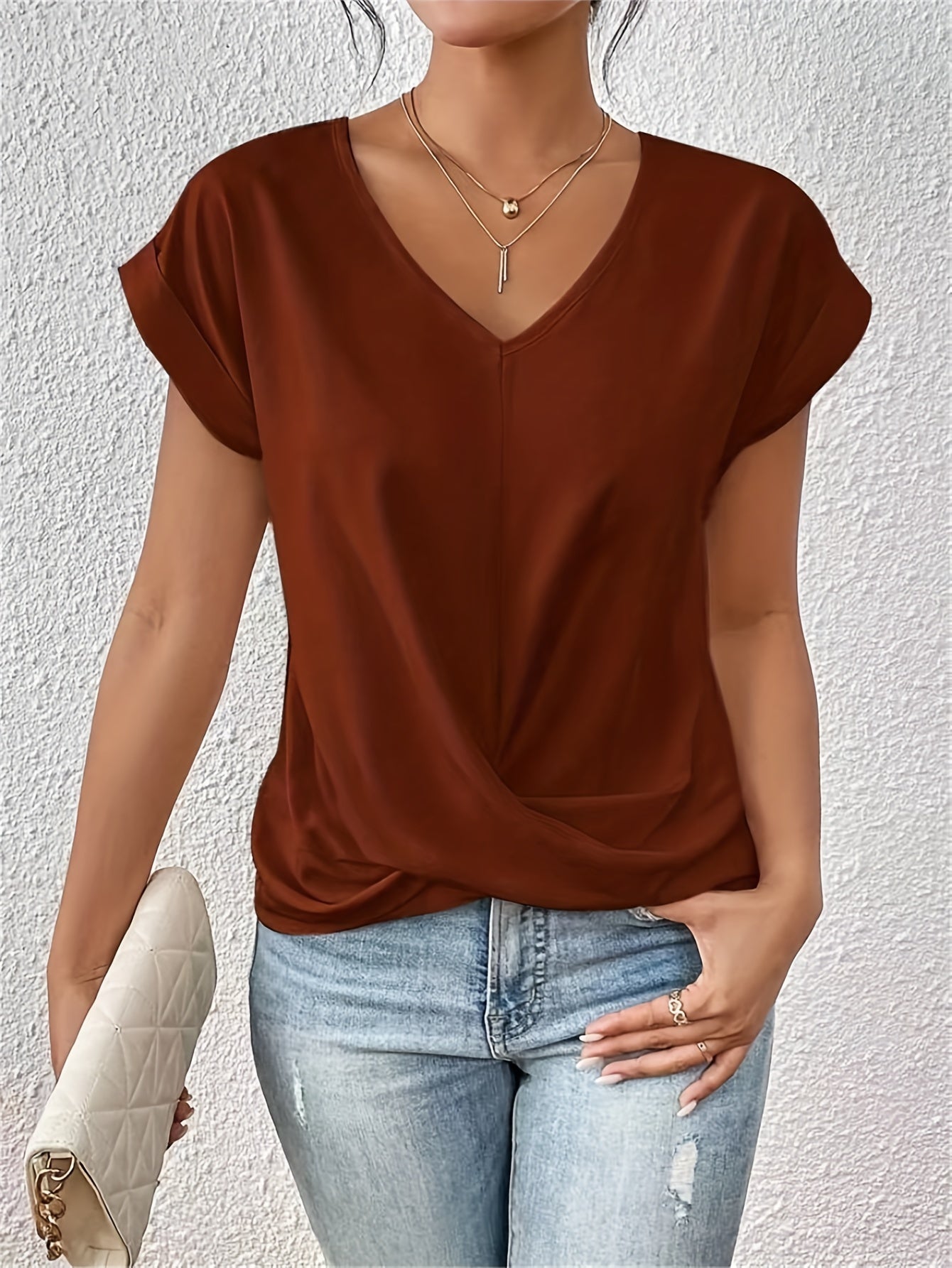 Cleo™ | Camiseta casual con escote corazón