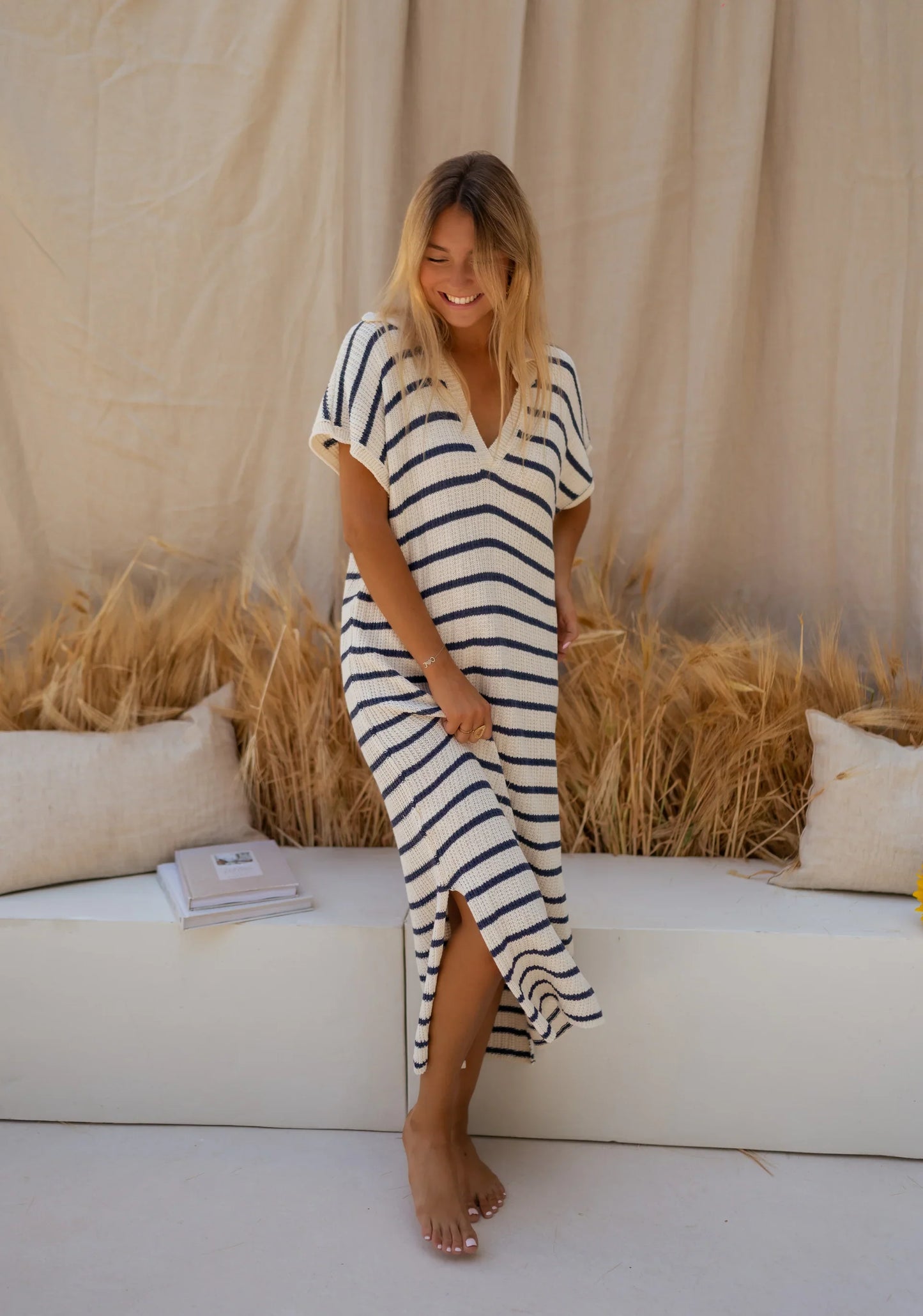 SOPHIA™ | EL VESTIDO DE PUNTO A RAYAS