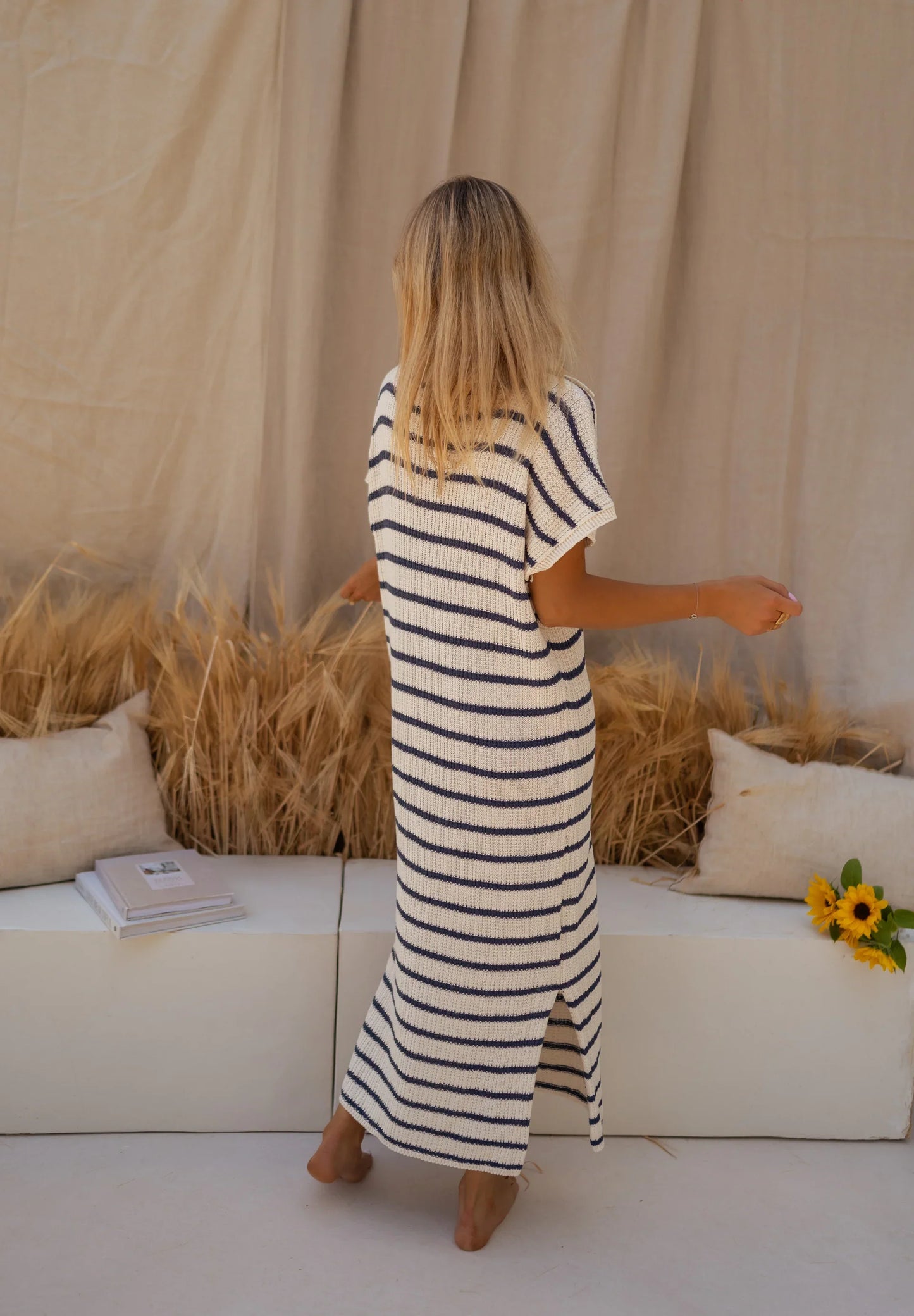 SOPHIA™ | EL VESTIDO DE PUNTO A RAYAS