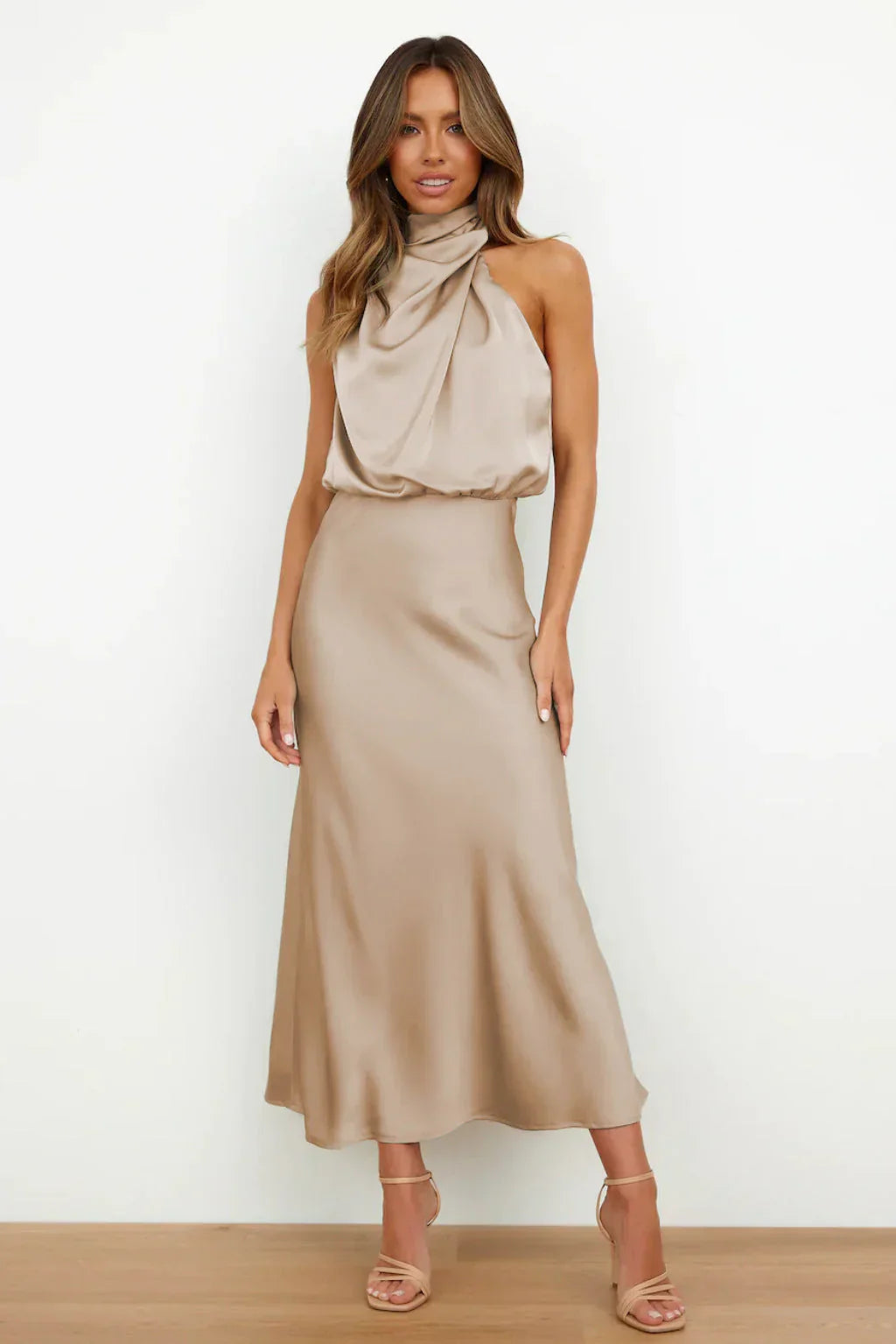 Veronica™ | Vestido Elegante y Estilizado