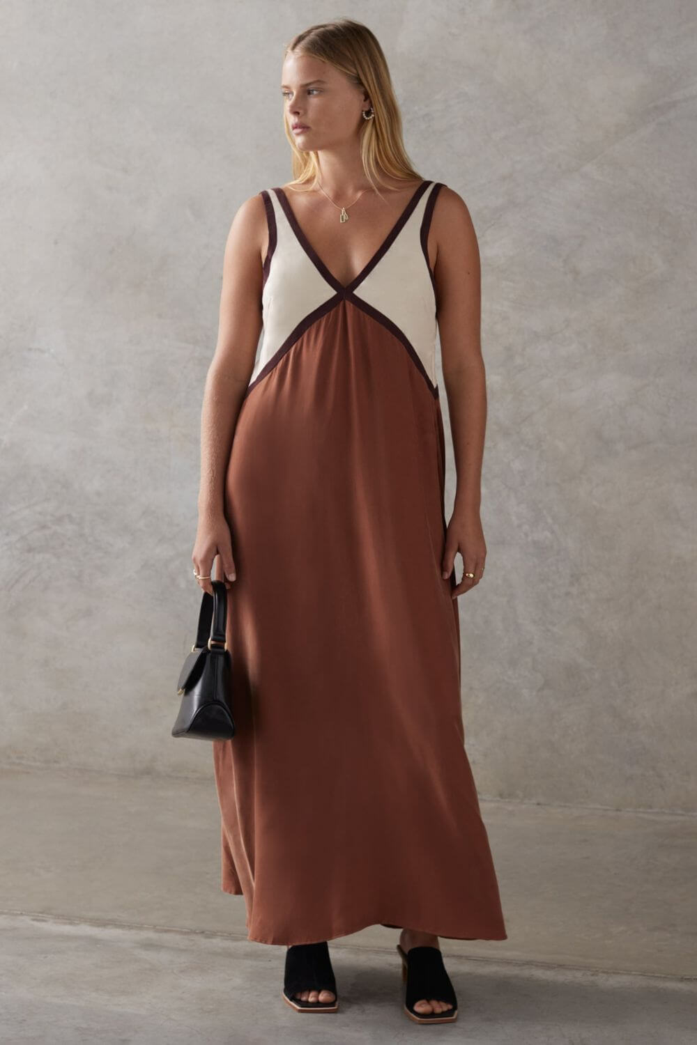Staceyâ„¢ | Vestido Midi en Elegante Terciopelo