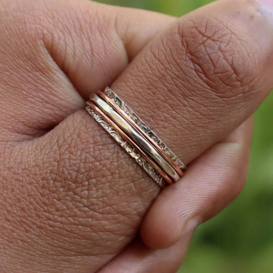 Anillo vintage clásico