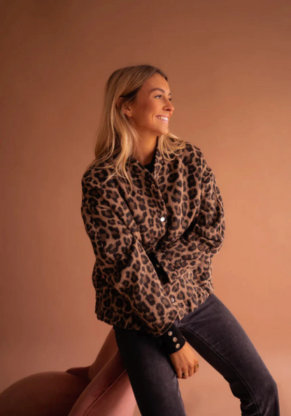 LEONA™ | La Chaqueta Bomber de Leopardo