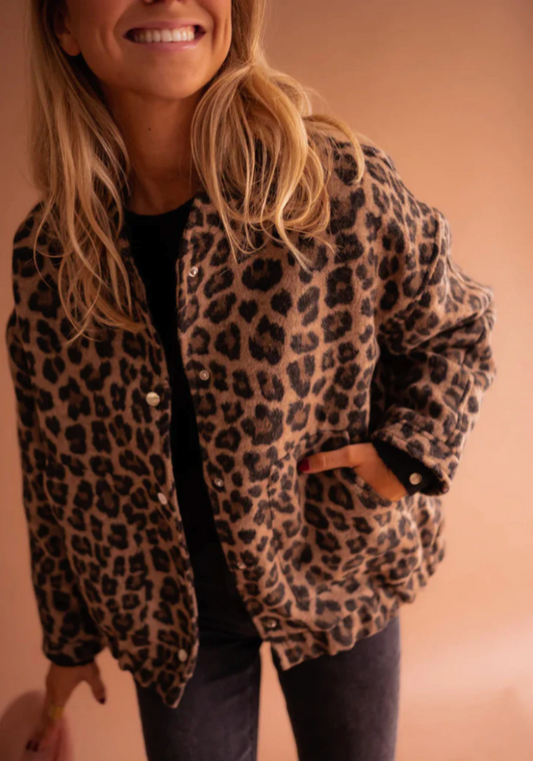 LEONA™ | La Chaqueta Bomber de Leopardo
