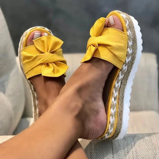 Soleil | Sandalias de plataforma con lazo y energía veraniega