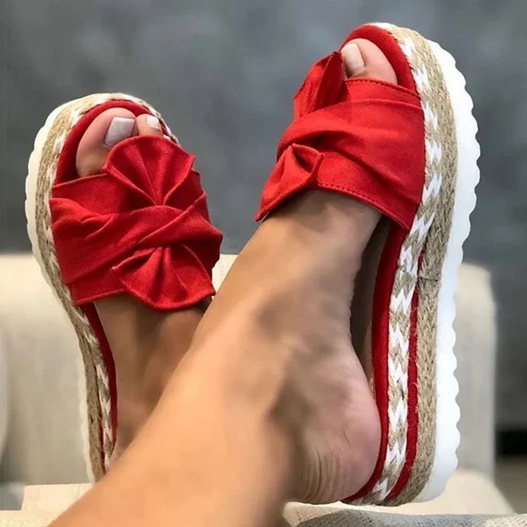 Soleil | Sandalias de plataforma con lazo y energía veraniega