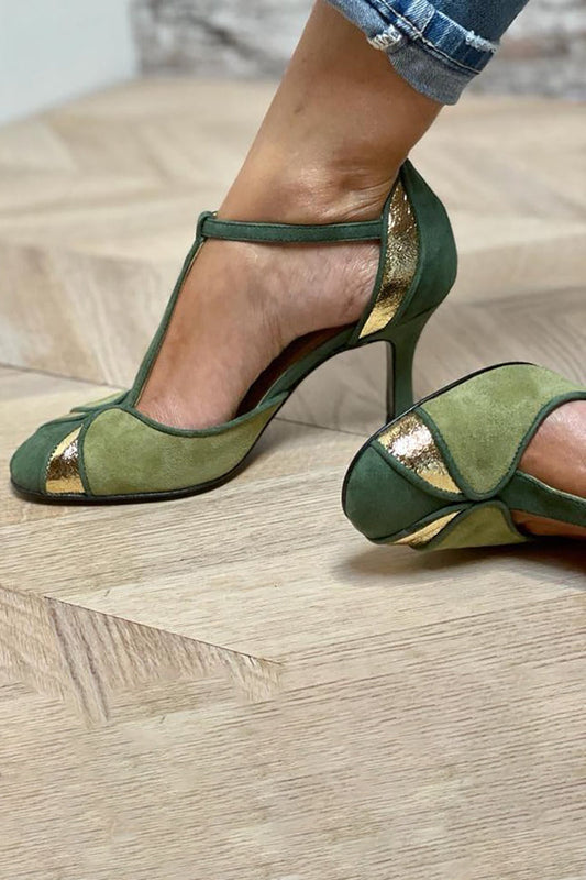 Taviana | Zapatos de tacón patchwork con tira T y punta cerrada